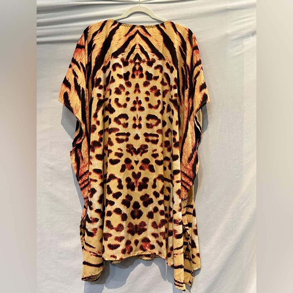 NWOT - Winlar Mid-Length V-Neck Animal Print (Tiger/Leopard) Kaftan - OS - Picture 3 of 6